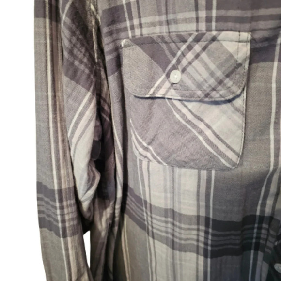 Croft & Barrow Grey Plaid Shirt - Picture 2 of 9